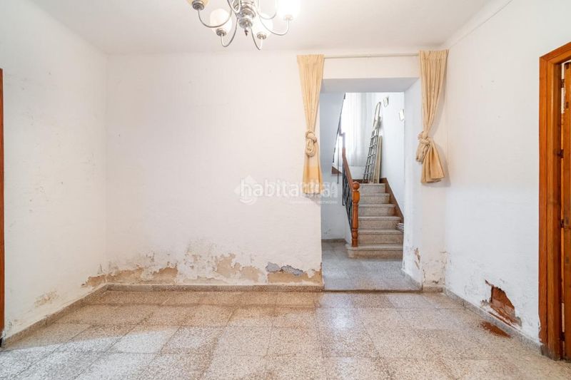Foto 4ac272fb-e3de-4dfd-9ea6-f0d0e9ee1fe1. Casa aparellada a Padul
