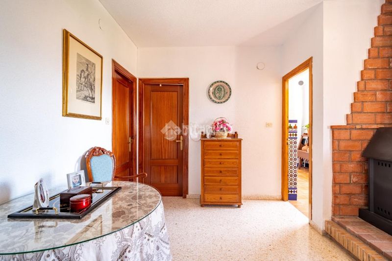 Foto 5fb855b0-cbb5-4359-baef-6818e55e51d6. Pis amb aparcament a Padul