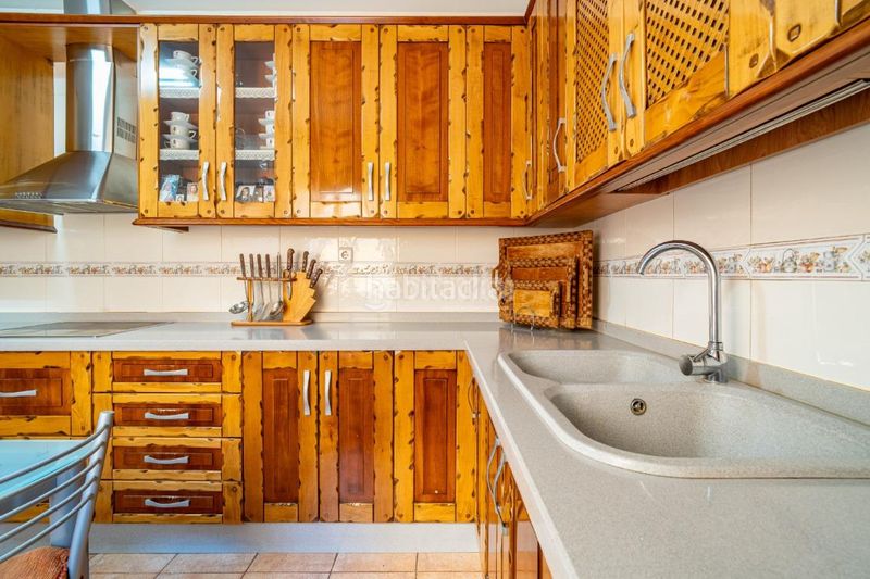 Foto 7fa2280f-fe5d-402f-b0c8-55bfa4e54b98. Casa amb aparcament a Padul