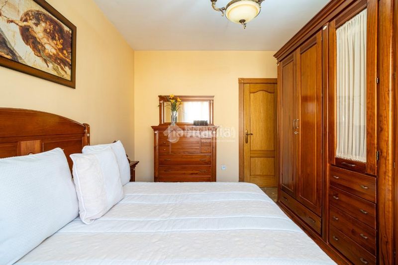 Foto f6d2f8d4-8dbb-45dd-b22b-4862244001eb. Casa amb aparcament a Padul