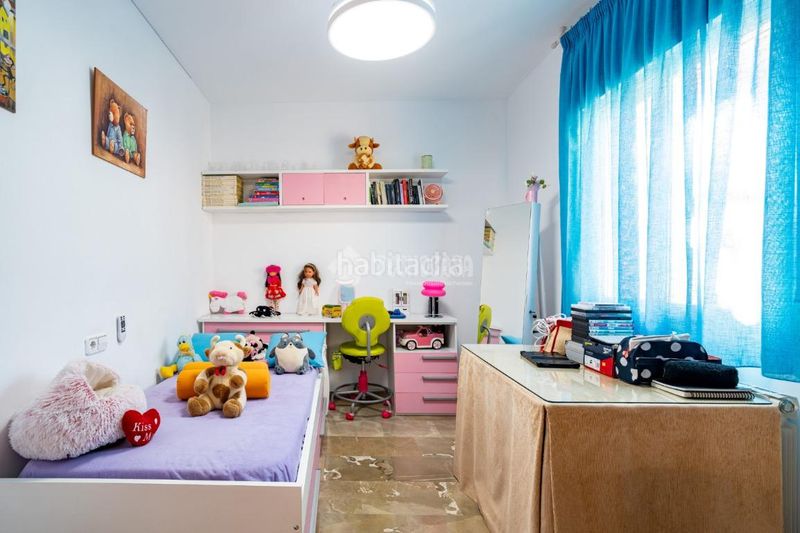 Foto fd378d09-8e71-4e38-994a-b0d6807b77e1. Casa amb aparcament a Padul