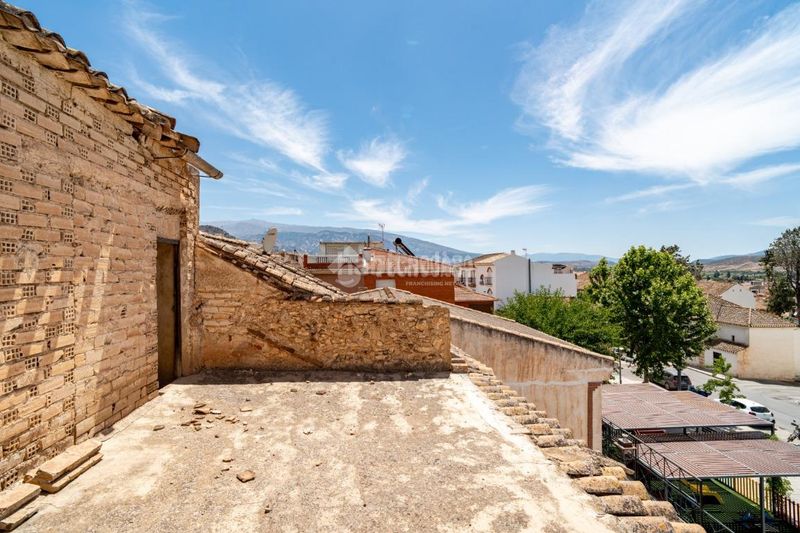 Foto f85828d8-7dd2-43d5-9433-01e14055cfaa. Casa aparellada a Padul