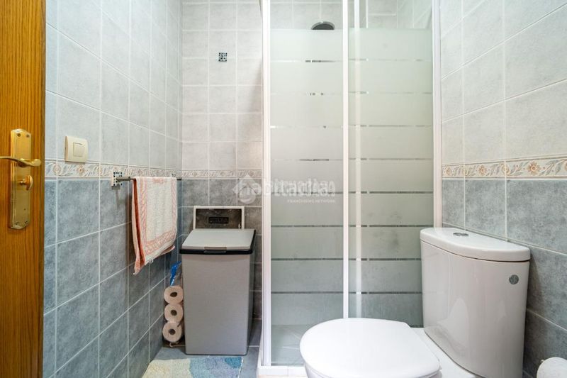 Foto 988f5c70-dd36-467b-80e5-b26c9bbaec85. Casa amb aparcament a Padul