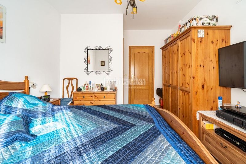 Foto d8528d85-06d1-4ac0-a0a7-877811483636. Casa amb aparcament a Padul