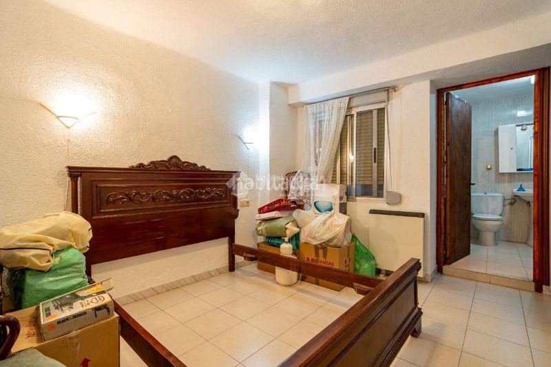 Foto 5e24c0ae-e63d-47b6-b466-a454673075fc. Casa aparellada amb calefacció a Lanjarón