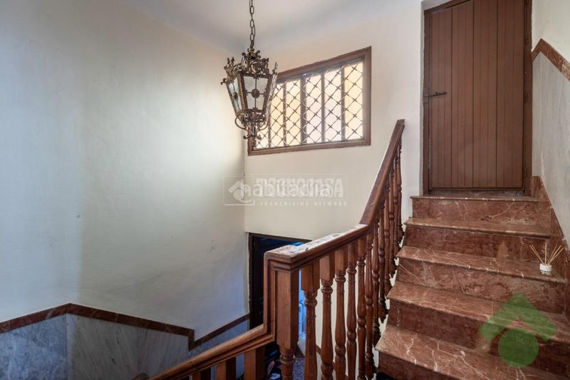 Foto dfd262ce-d48e-4efe-9512-b316230ff29b. Casa aparellada a Dúrcal
