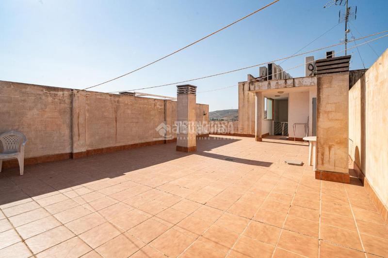 Foto f8c17821-f673-4812-abd8-2ba64e6ed10e. Piso  en venta en Padul
