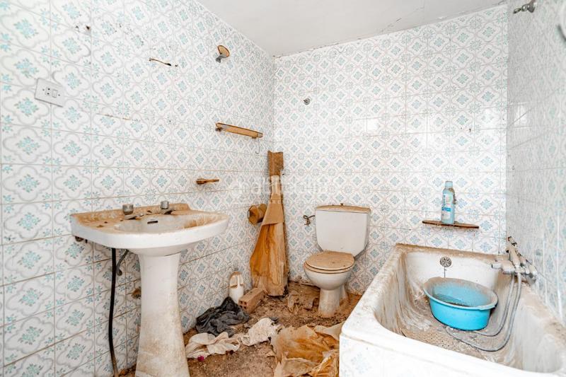 Foto c5f05c66-bab3-4029-b48a-89b487f2144c. Casa aparellada a Villamena