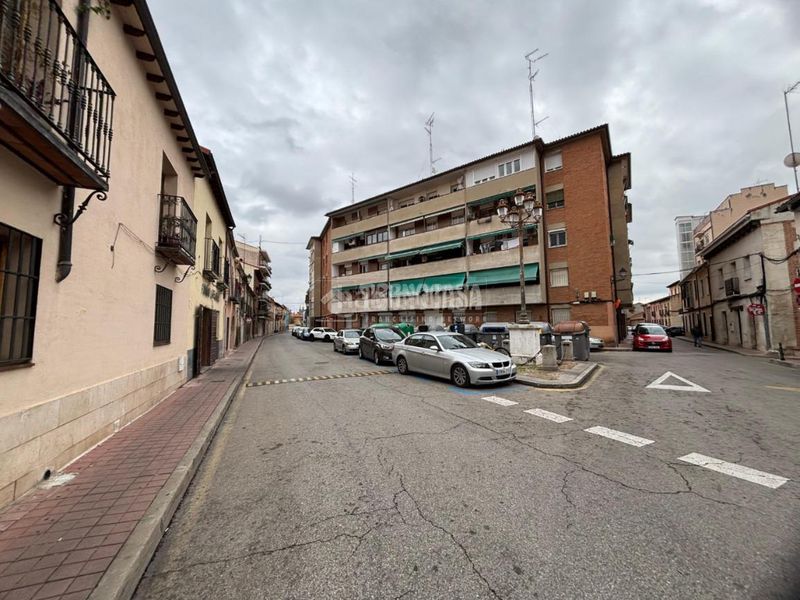 Foto 093b11e8-1ff0-40e0-af29-cf6f337cb3bc. Pis a Casco Histórico Alcalá de Henares