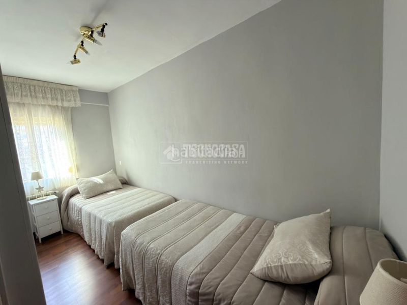 Foto 3744da8e-7f7f-4b6e-a836-f35f8e2b4b9a. Pis amb calefacció a Reyes Católicos Alcalá de Henares