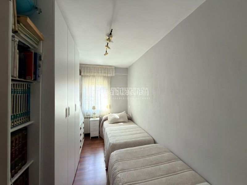 Foto 70edbba1-9a4d-4977-bacd-c2974fb26f6a. Pis amb calefacció a Reyes Católicos Alcalá de Henares