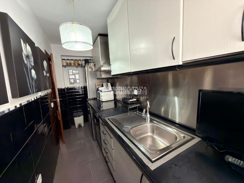 Foto e0f78d31-b8c3-4fca-b9f1-d45997e065f9. Pis amb calefacció a Reyes Católicos Alcalá de Henares