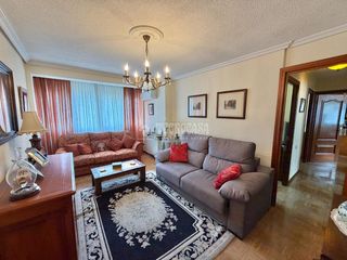 Pis a Reyes Católicos. Piso en venta en alcalá de henares