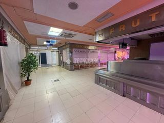 Local Comercial a Reyes Católicos. Local comercial en venta en alcalá de henares