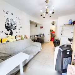 Pis a Reyes Católicos. Piso en venta en alcalá de henares