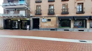 Local commercial à Casco Histórico. Local comercial en venta en alcalá de henares