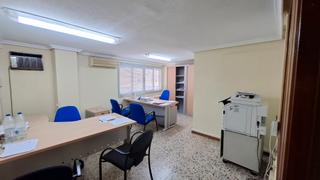 Location Bureau  Carrer xúquer. Oficinas y puestos de trabajo en zona centro de alzira
