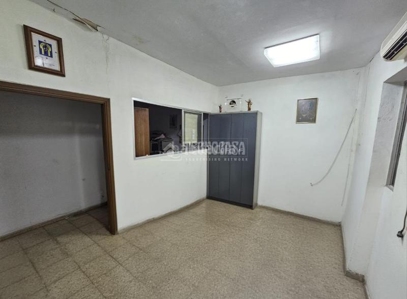 Foto 73a30982-0905-444a-be50-aa42edd95c98. Casa pareada casa en venta en cordoba en Campo de la Verdad - Miraflores Córdoba