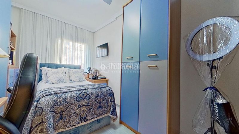 Foto dd8f8ec9-0da1-4fc2-8869-e5c423ca4b1c. Pis amb aparcament a Tablero Bajo - Arruzafilla Córdoba