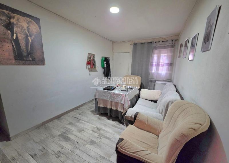 Foto 82612343-6c93-414f-81a9-a680fcb46aa5. Casa aparellada a Campo de la Verdad - Miraflores Córdoba