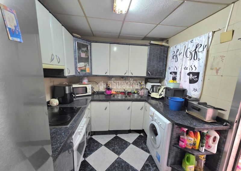 Foto 8407a4c0-8618-402a-b761-abe7310ebd78. Casa aparellada a Campo de la Verdad - Miraflores Córdoba