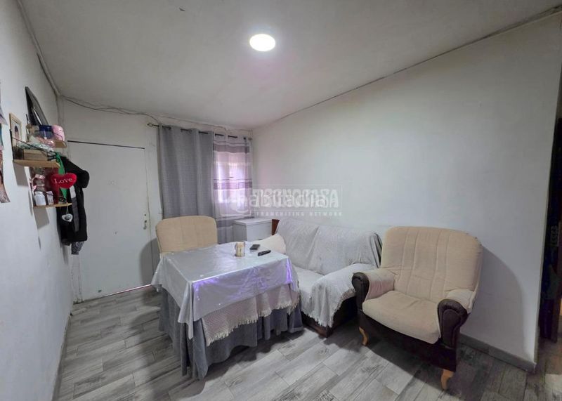 Foto 879c279b-92a9-46b0-8f87-db08b3115600. Casa aparellada a Campo de la Verdad - Miraflores Córdoba