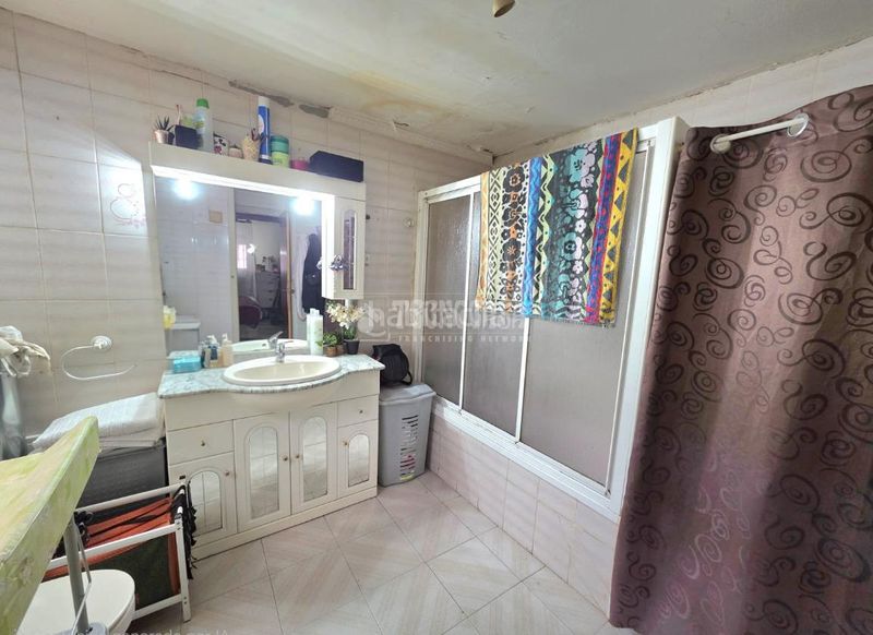 Foto f9333872-2a67-428b-9d47-ecc646142d65. Casa aparellada a Campo de la Verdad - Miraflores Córdoba