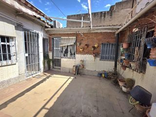 Casa aparellada a Campo de la Verdad - Miraflores. Casa en venta en cordoba