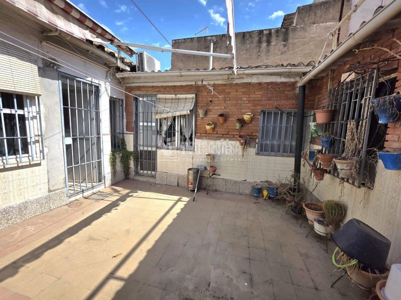Foto 3323cc72-3c4c-4dae-8305-886c3fc84fef. Casa aparellada a Campo de la Verdad - Miraflores Córdoba