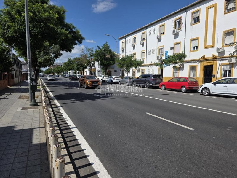 Foto a22e3281-db06-4c9b-b5c1-1ac6ce56dd2d. Casa aparellada a Campo de la Verdad - Miraflores Córdoba