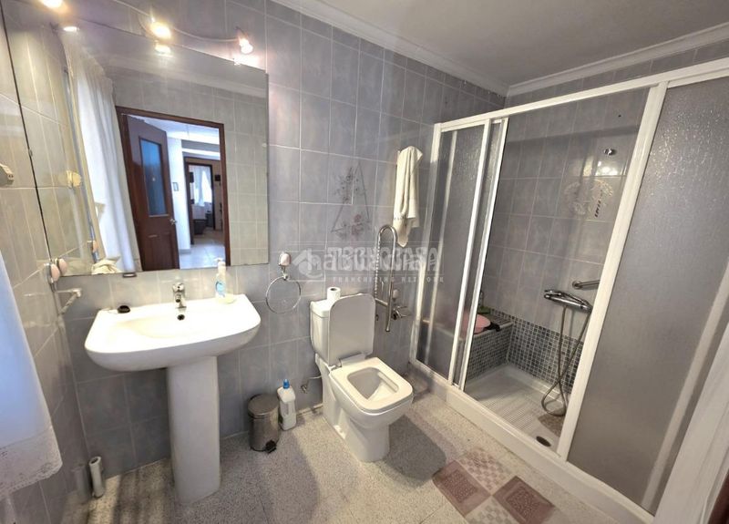 Foto cfcb4d7d-7133-45ea-ab9d-aaba46b34490. Casa aparellada a Campo de la Verdad - Miraflores Córdoba