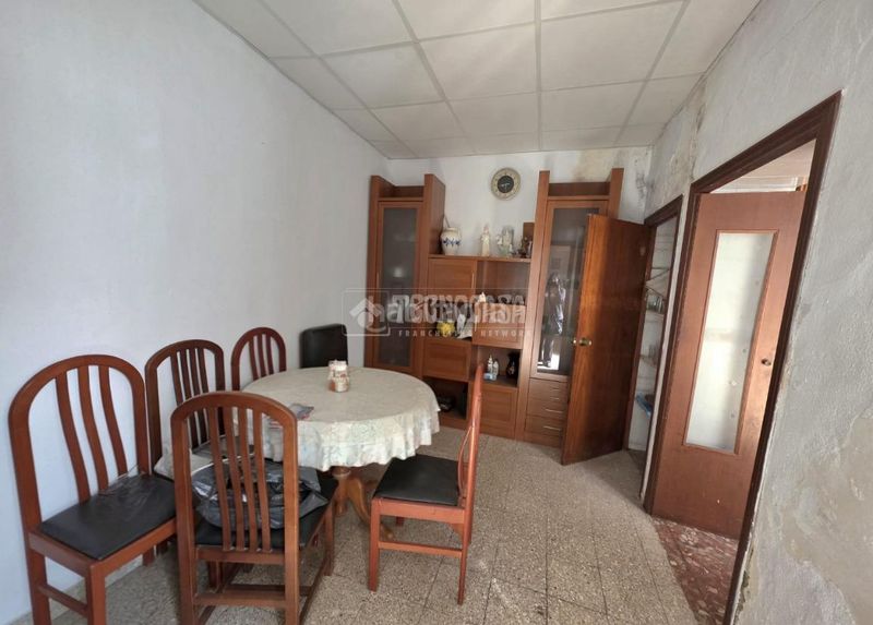 Foto d6a93c1c-cc51-4635-b42b-54559d8670d3. Casa aparellada a Campo de la Verdad - Miraflores Córdoba