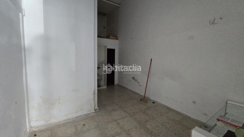 Foto a150339e-ebb0-4faa-a7ce-d5dcfbd1d1ce. Local comercial a Fátima - Levante Córdoba