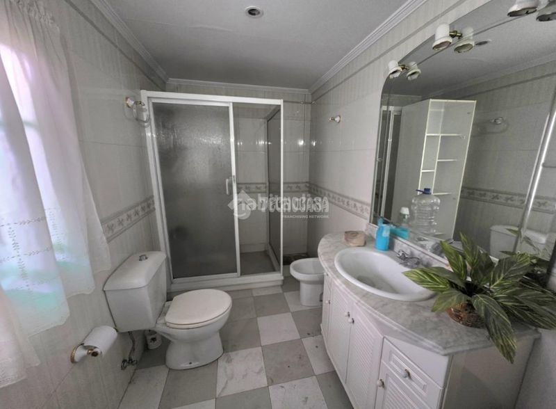 Foto 8e052910-80d5-4889-9686-3d19e434acf6. Casa aparellada a Campo de la Verdad - Miraflores Córdoba