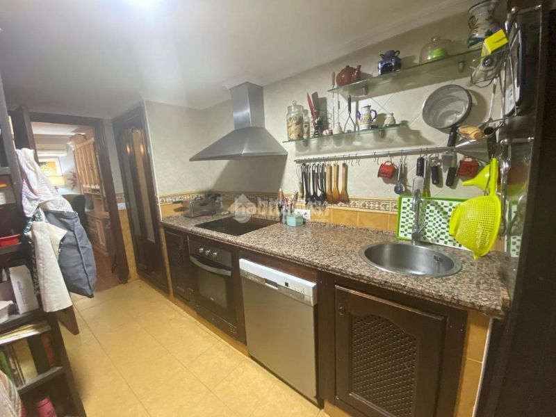 Foto 2a81e7fb-8477-44ca-9dd0-9711c91c6a2f. Casa aparellada a Sagunto - Edisol Córdoba