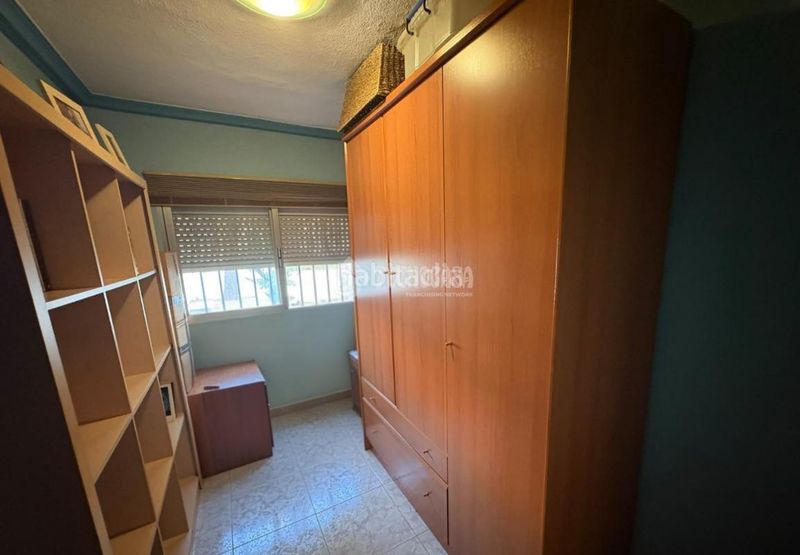 Foto 0a4e3368-b6bf-4f10-a952-5975d13d8a18. Casa aparellada a Sector Sur Córdoba