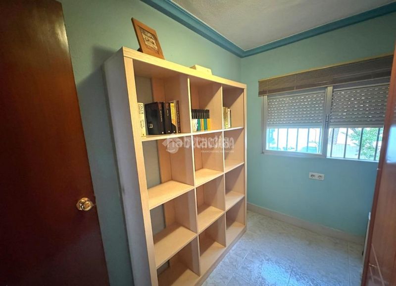 Foto c6d8a264-147d-415b-90b9-e182152f4cce. Casa aparellada a Sector Sur Córdoba