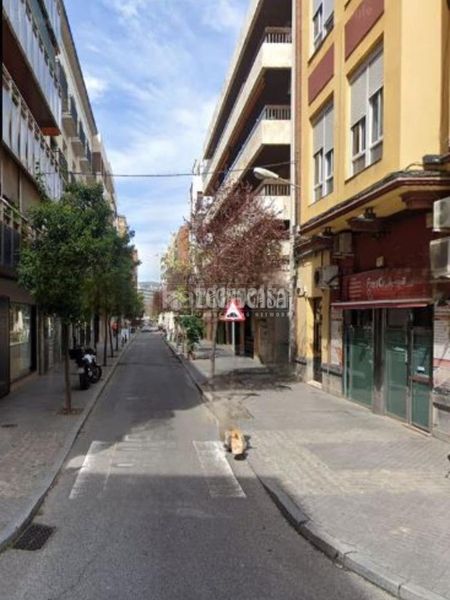 Foto f281cab0-7321-44ad-beab-55ab40024882. Local comercial a Centro Córdoba