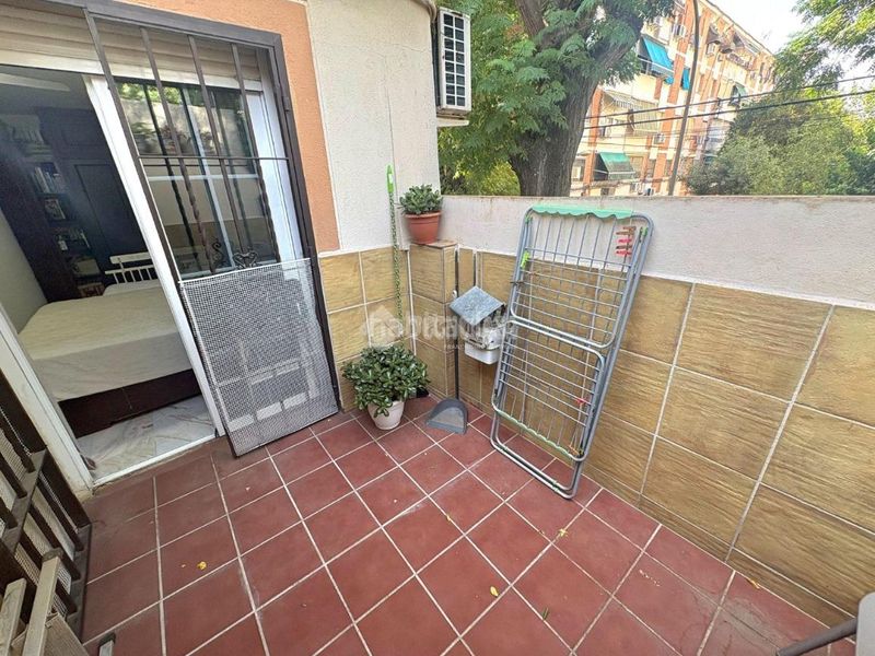Foto d2151a03-bf64-4df4-81ee-856f16ef1cfb. Casa aparellada a Sector Sur Córdoba