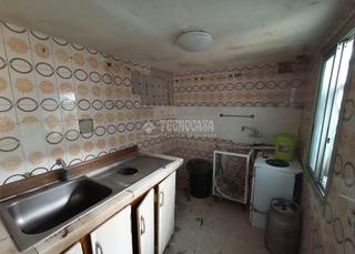 Casa aparellada en Campo de la Verdad - Miraflores. Casa en venta en cordoba