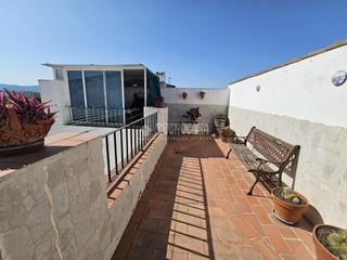 Casa aparellada en Campo de la Verdad - Miraflores. Casa en venta en cordoba