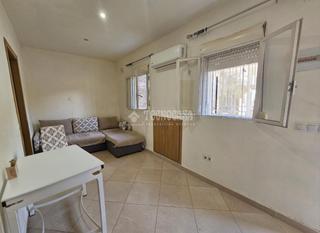 Maison jumelée à Campo de la Verdad - Miraflores. Casa en venta en cordoba