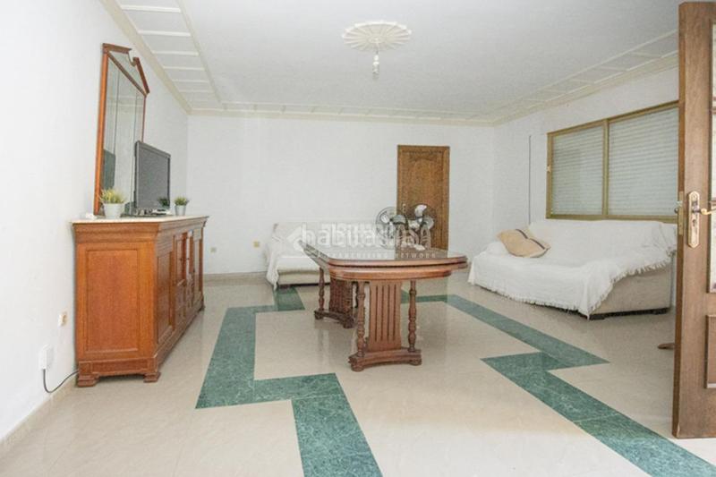 Foto 55f96474-fbea-4755-bf87-ad5a5f30fee5. Casa aparellada amb calefacció a puerto de Garrucha Garrucha