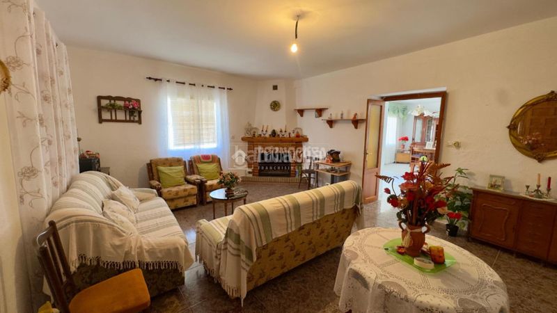 Foto a26f3550-3409-4fdc-b9a4-1a46a1c6123a. Casa a Turre