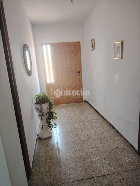 Foto f840bf11-0b47-4e92-b062-56c11ddfb347. Masia a Gallardos (Los)