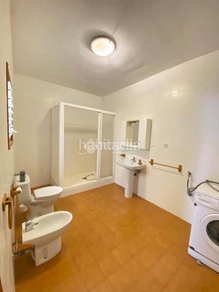 Foto 576a284e-e792-4213-b9b2-daeb42865585. Casa aparellada amb calefacció a Turre