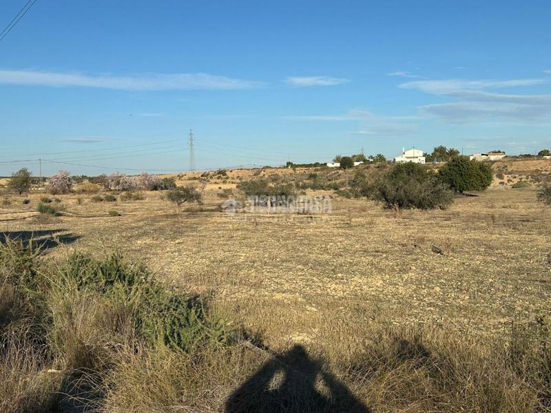 Foto 70fd0ccc-485c-4b1f-8a18-8f964f0753fe. Finca rústica terrenos en venta en Turre
