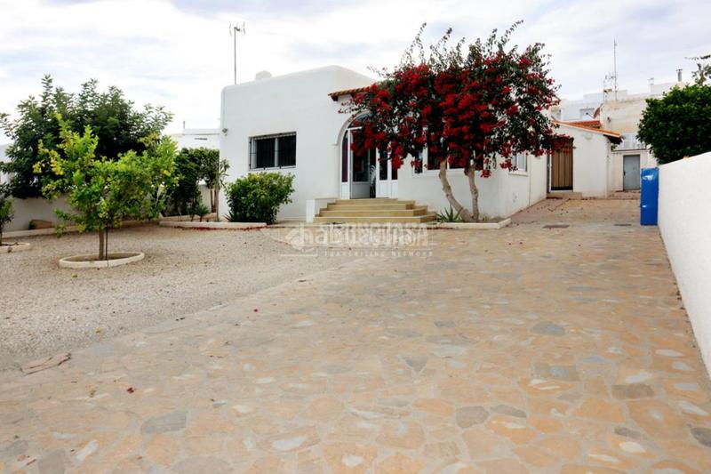 Foto 2e3c8de6-3b49-4c11-a9d3-a76a031ebb88. Casa amb aparcament a El Palmeral Mojácar