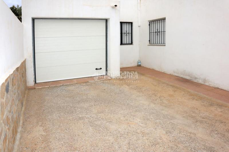 Foto b17b1113-602a-409b-ac5e-8f05f26db266. Casa amb aparcament a El Palmeral Mojácar