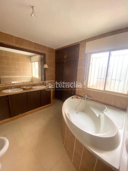 Foto 0ad8e933-b6d9-4287-82f9-0add71f81a16. Casa pareada casa en venta en puerto de Garrucha Garrucha